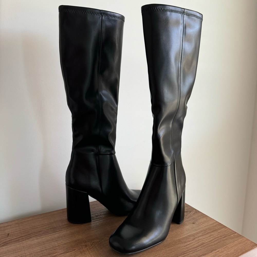 Madden Girl - Women's Black Winslow Fashion Boot size 8